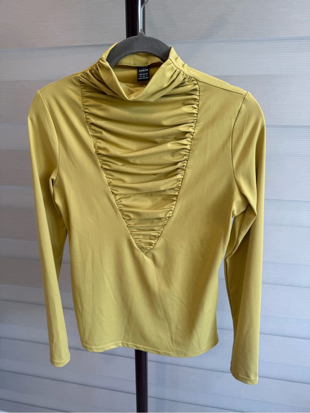 SHEIN Yellow Ruched Mock Neck Long Sleeve Top - Picture 5 of 7